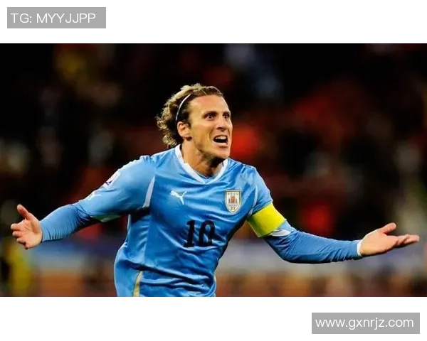 足球巨星魅力写真集展现风采 领略球场英雄不为人知的一面